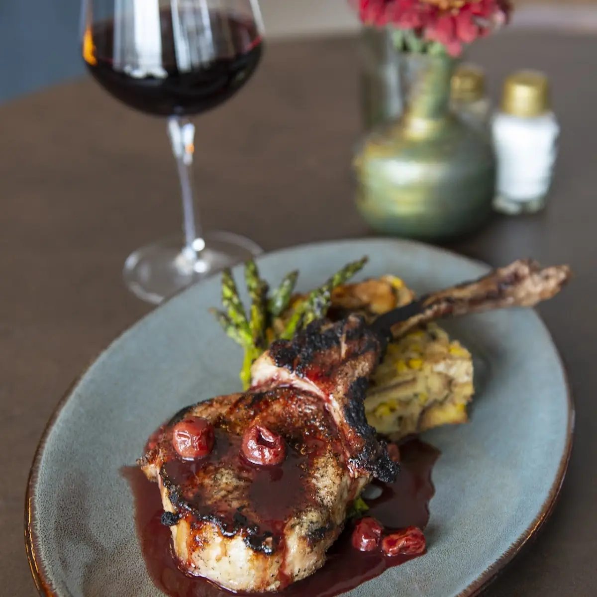 Tomahawk Pork Chop