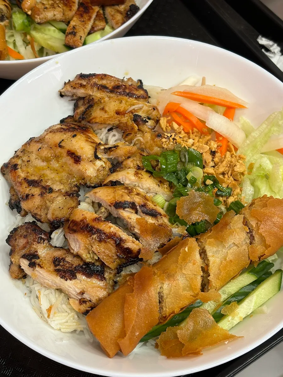 Highlights, Pho Phat
