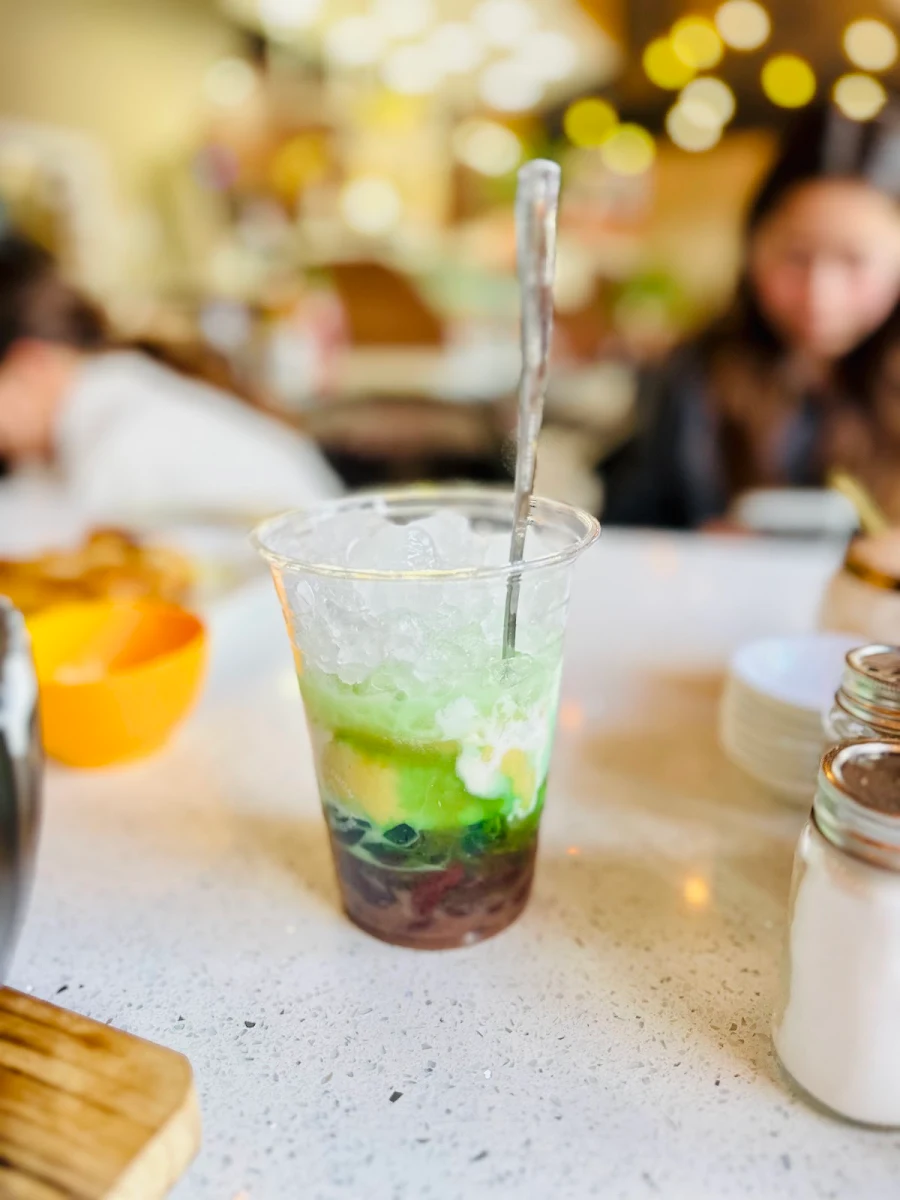 Vietnamese 3 Color Dessert, Pho Phat