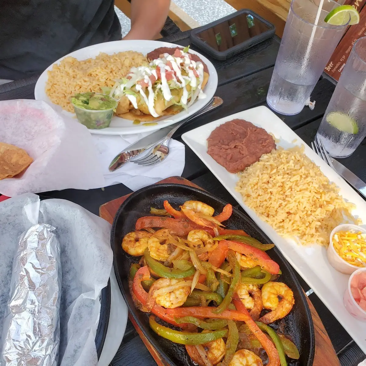 Shrimp Fajitas, Mi Casita Restaurant & Bar
