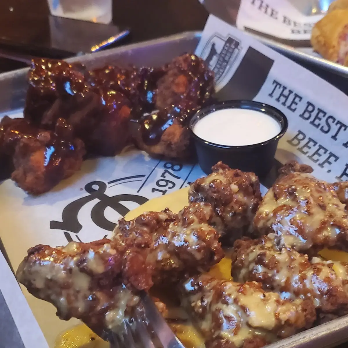 Jumbo Chicken Wings - Classic or Boneless