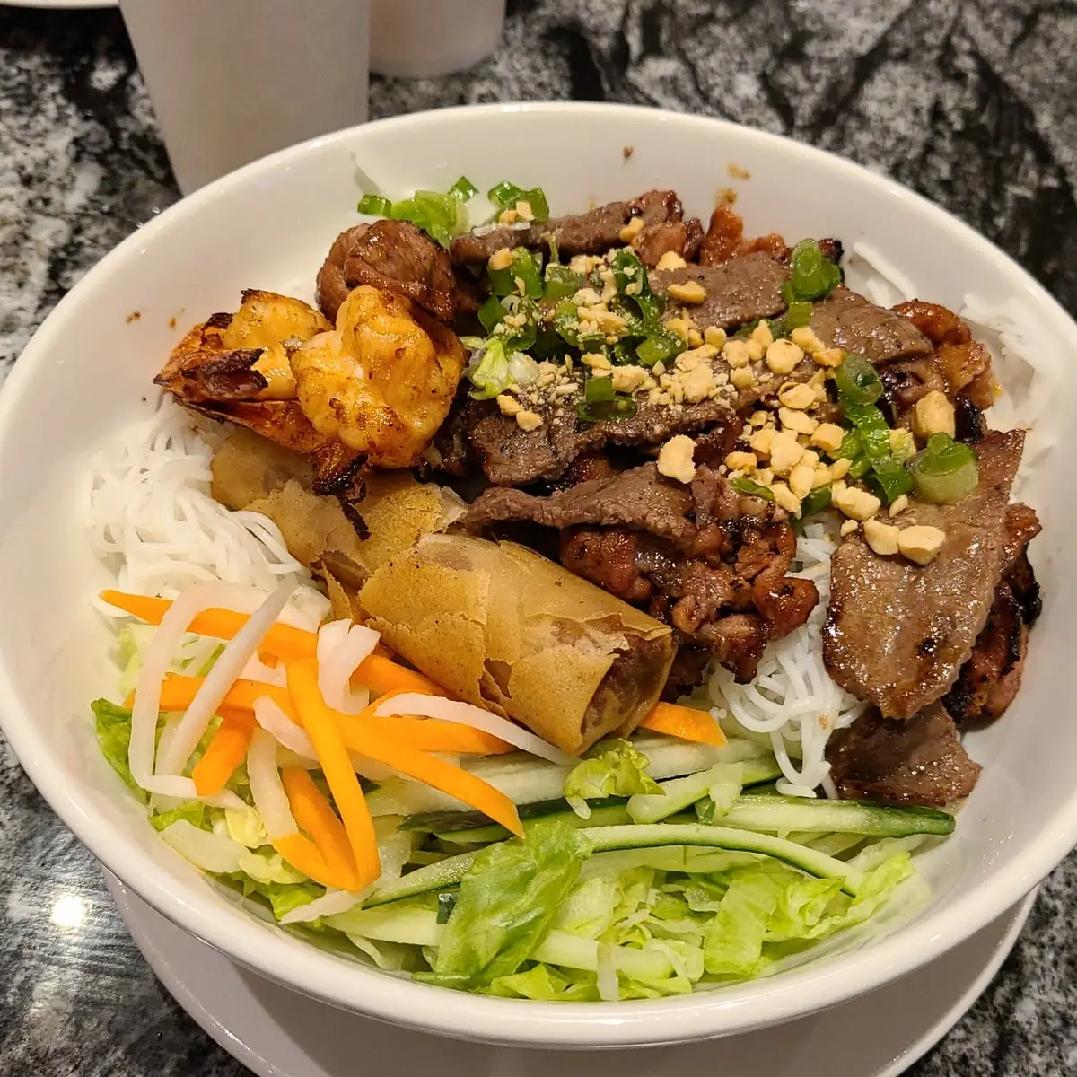 Dry Rice Noodle with Grilled Pork & Egg Roll
