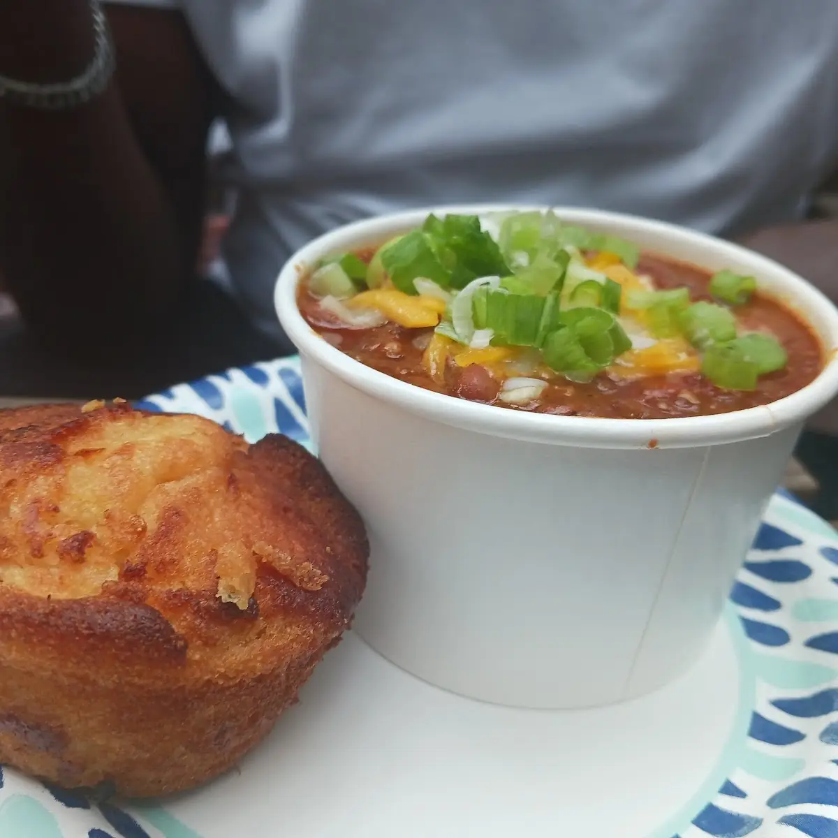 Chile with Cornbread