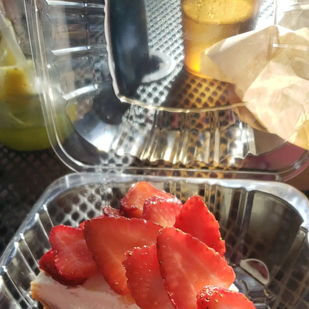 Cream Cheese Pie with Strawberries