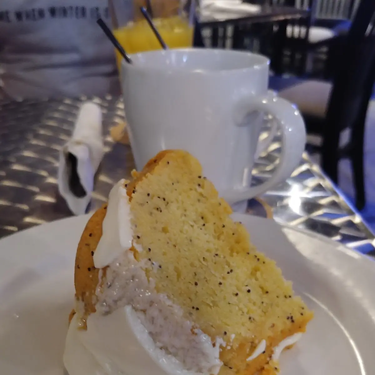 Lemon Poppy Seed Pound Cake