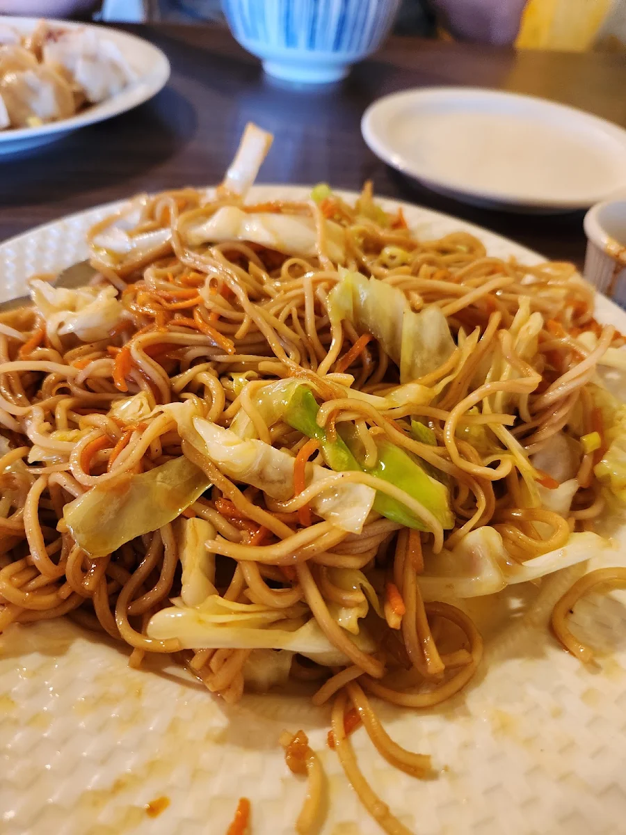 Vegetable Chow Mein, Dumpling House Williams Lake