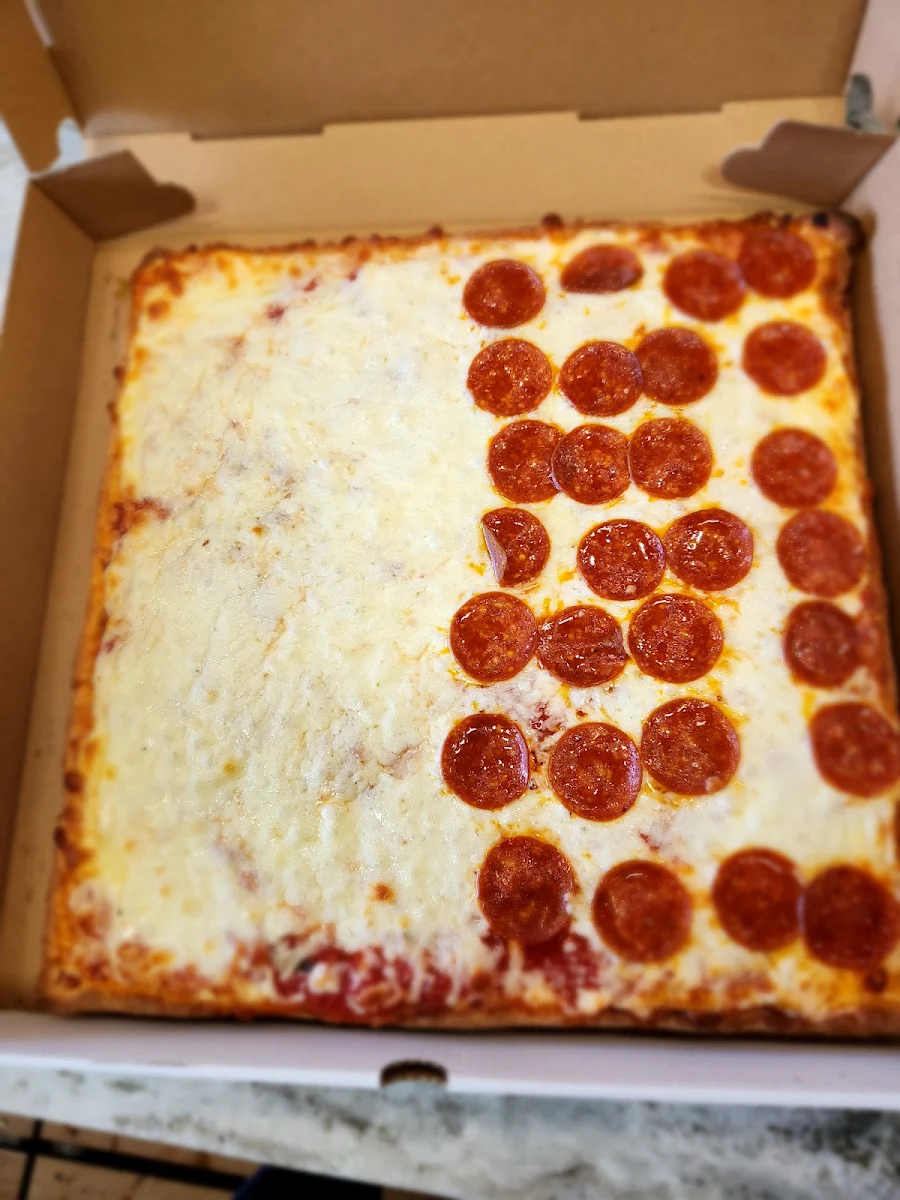 16' ' Sicilian Pizza