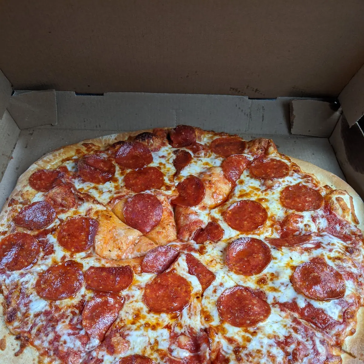 Pepperoni Pizza and Wings