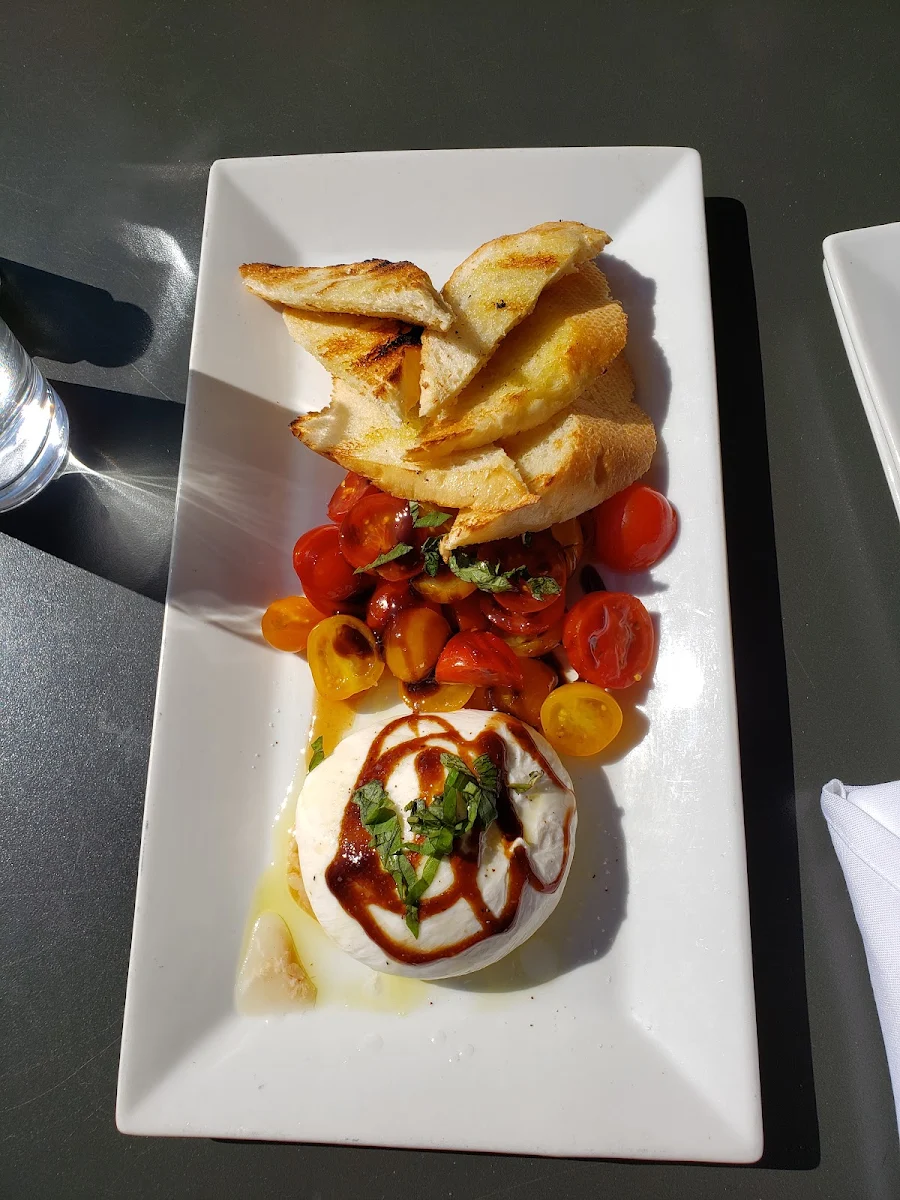Burrata Caprese