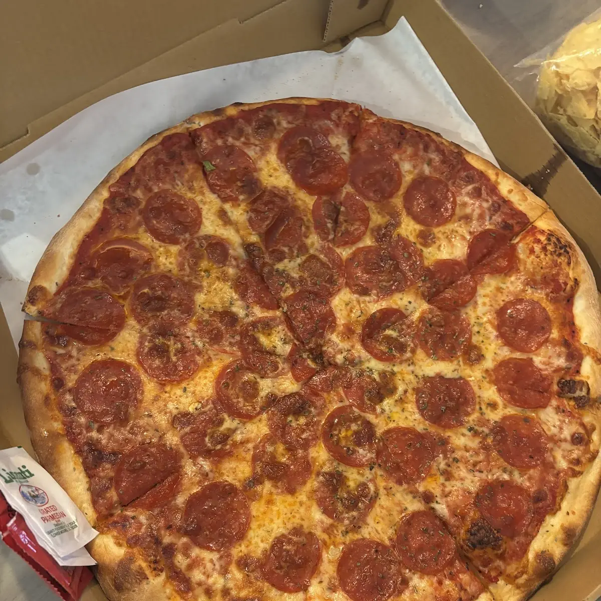 Round Pepperoni Thin Crust Pizza