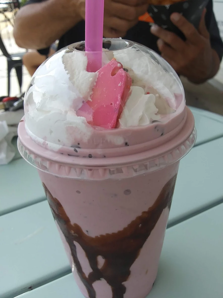 Strawberry Shake
