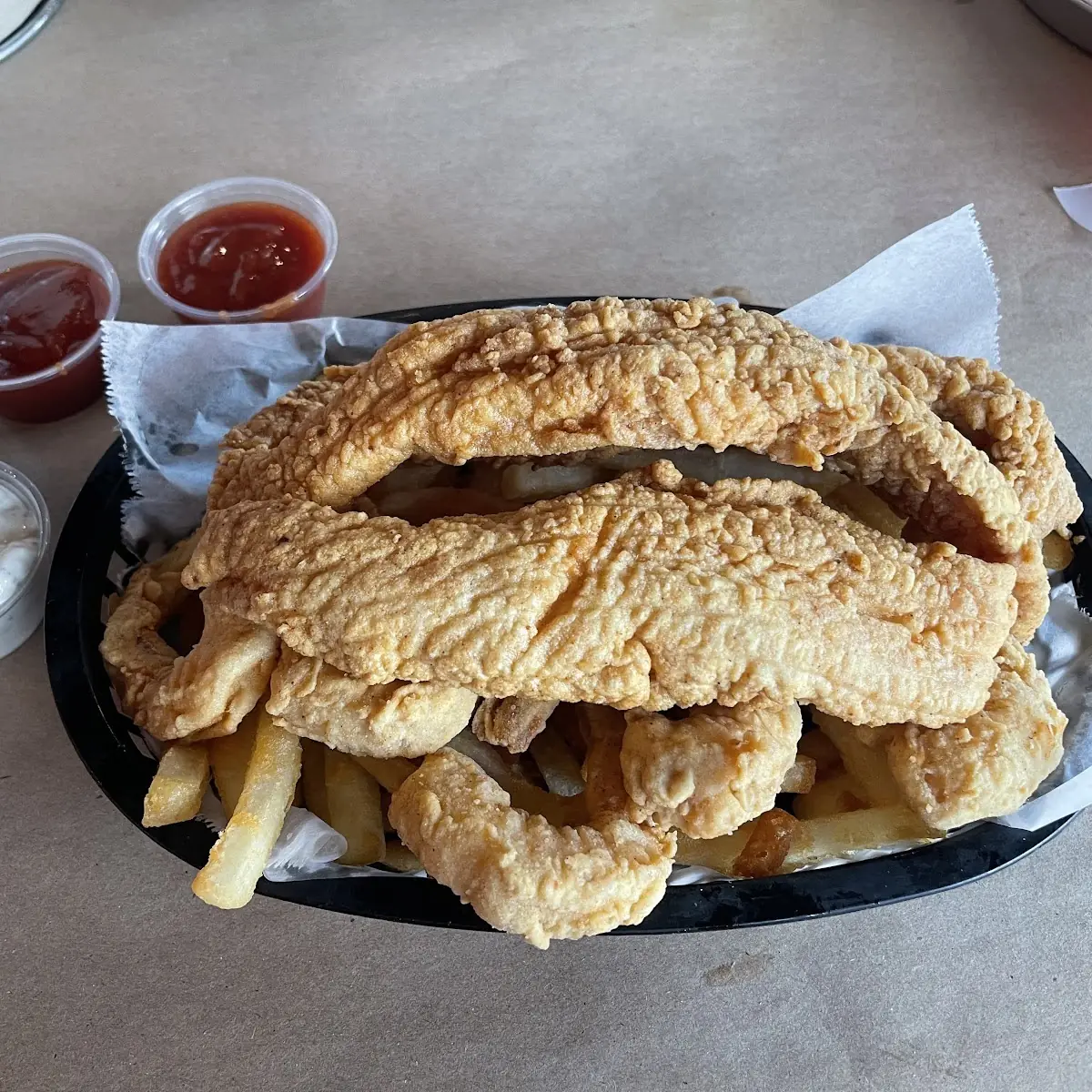 Cat Fish and Shrimp Fried Basket