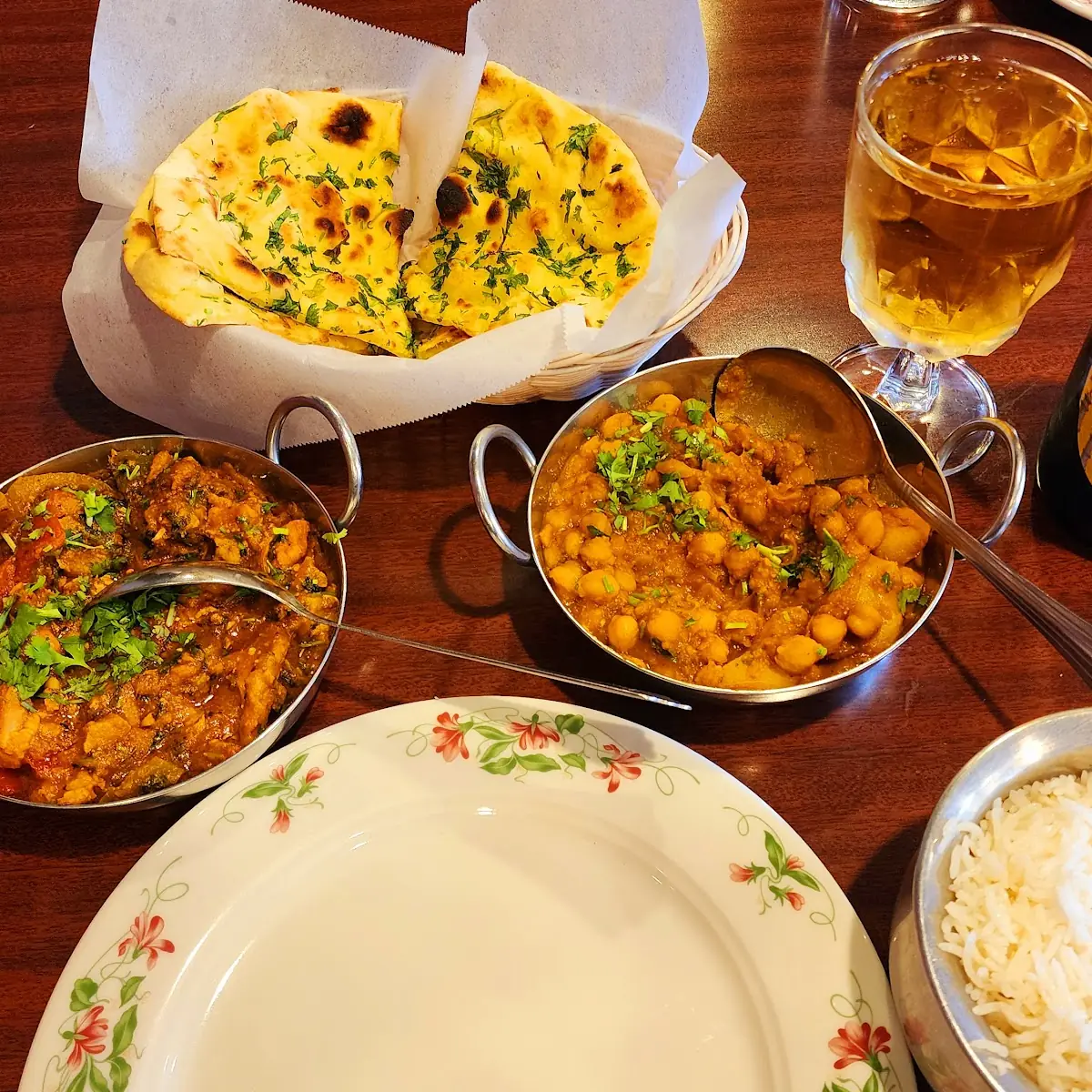 Chili Chicken & Chana Masala