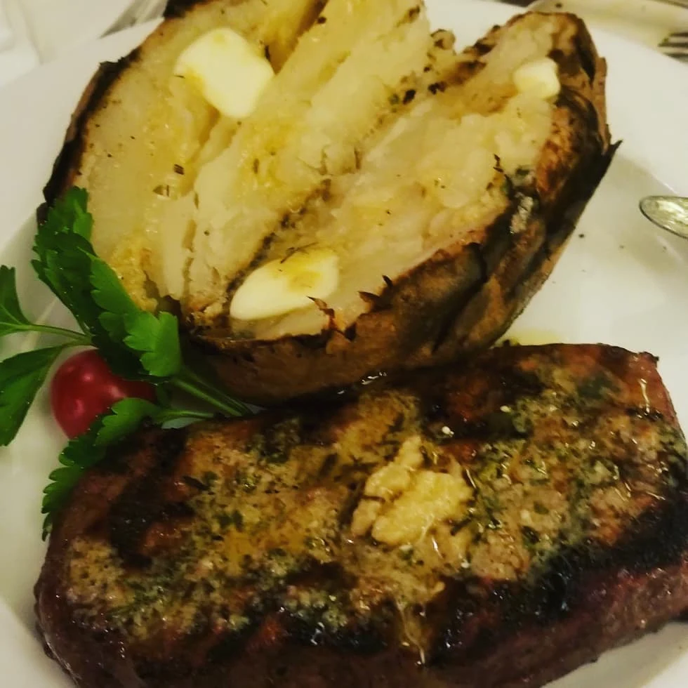 Highlights, Bardi's Steak House