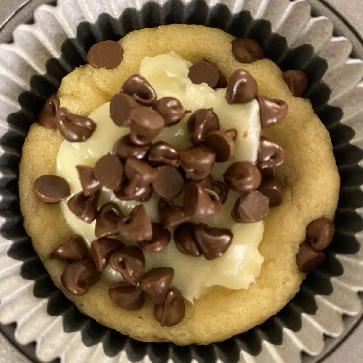 Marshmallow Chocolate Chip Cups
