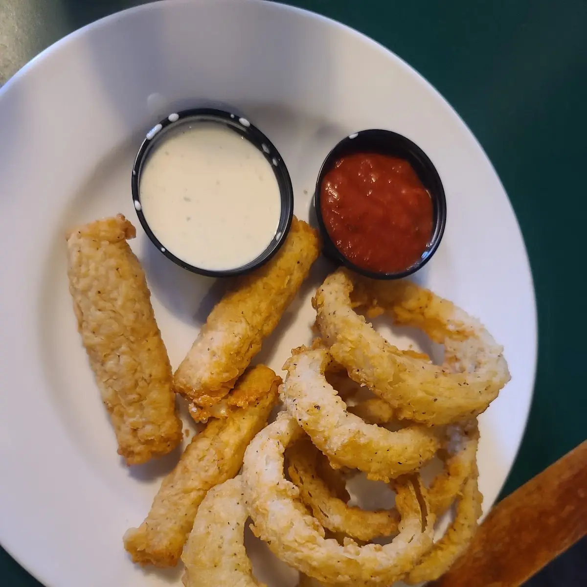 Sampler Platter-Onion Rings Cheese Sticks