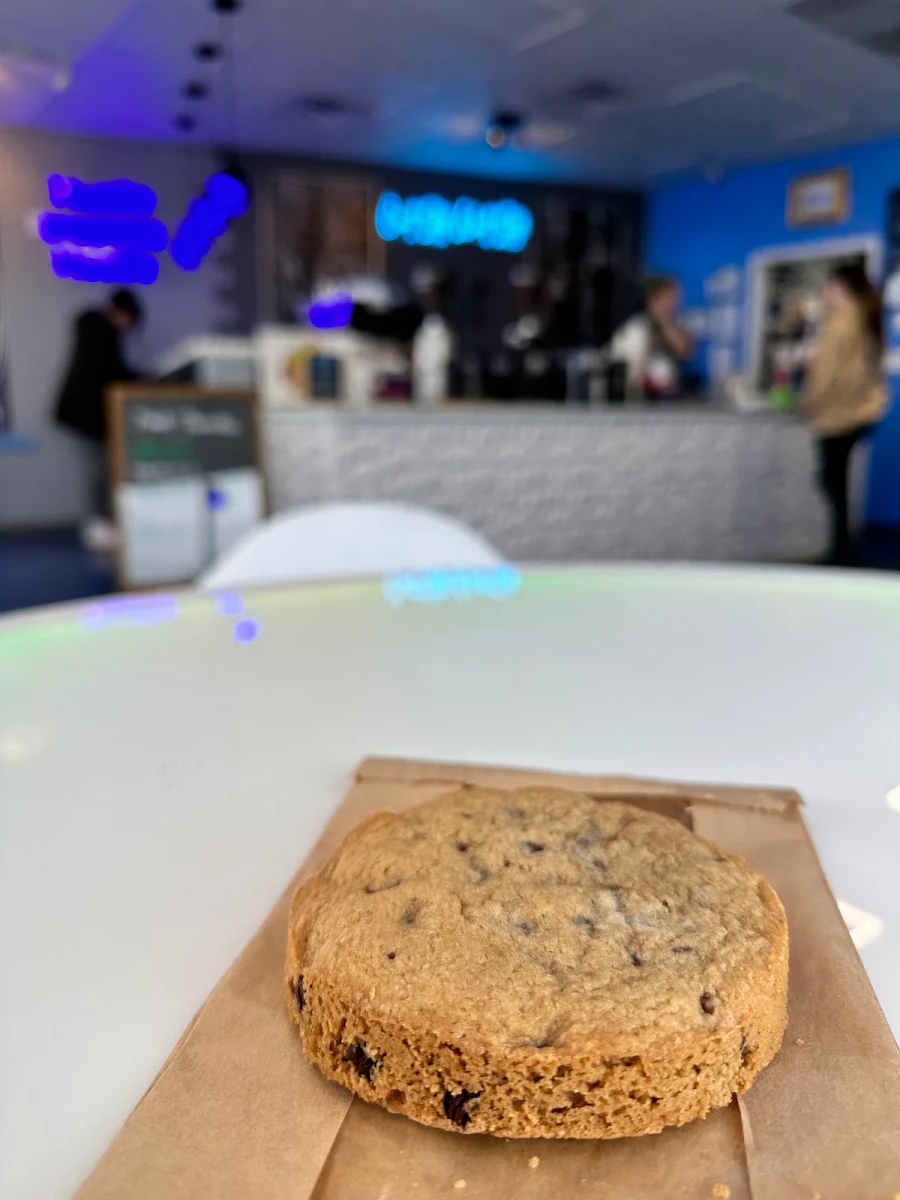 Chocolate Chip Cookie