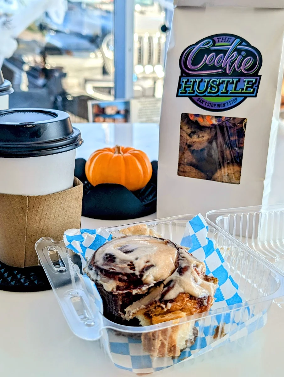 Cinnamon Roll Bag of Mini Cookie