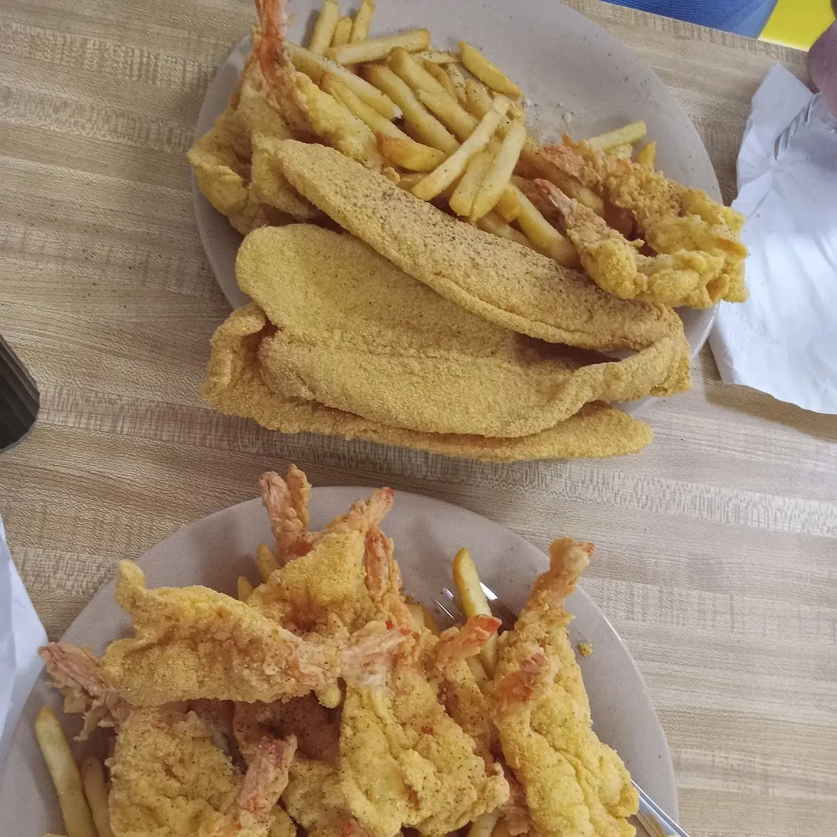 Fried Shrimp Platter & Shrimp & Fish
