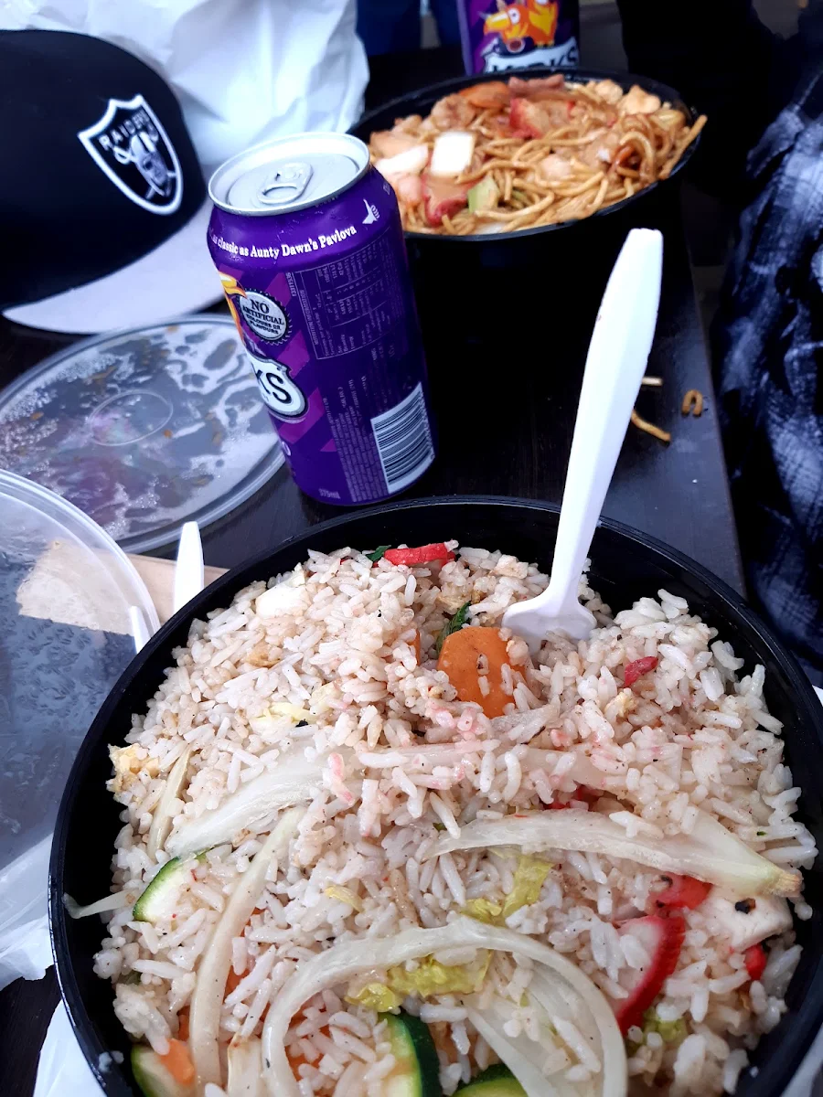 Special Fried Rice and Combination Noodles, Tigers Asian wok