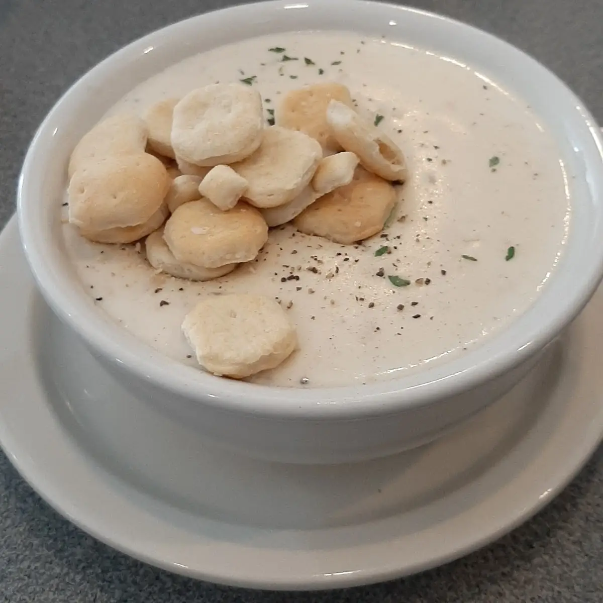 Windjammer's Creamy Clam Chowder