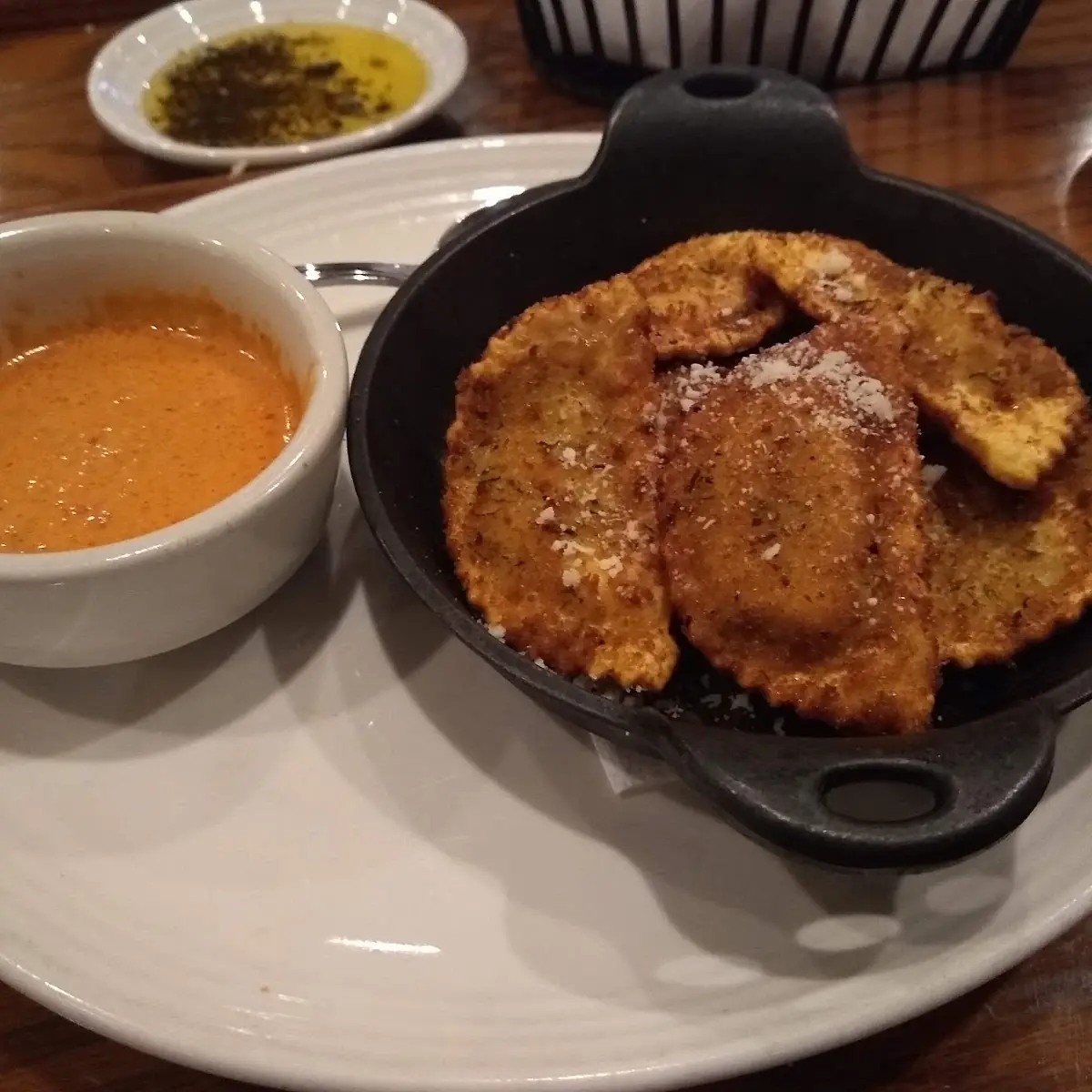 New Bread and Dipping Sauce Trio