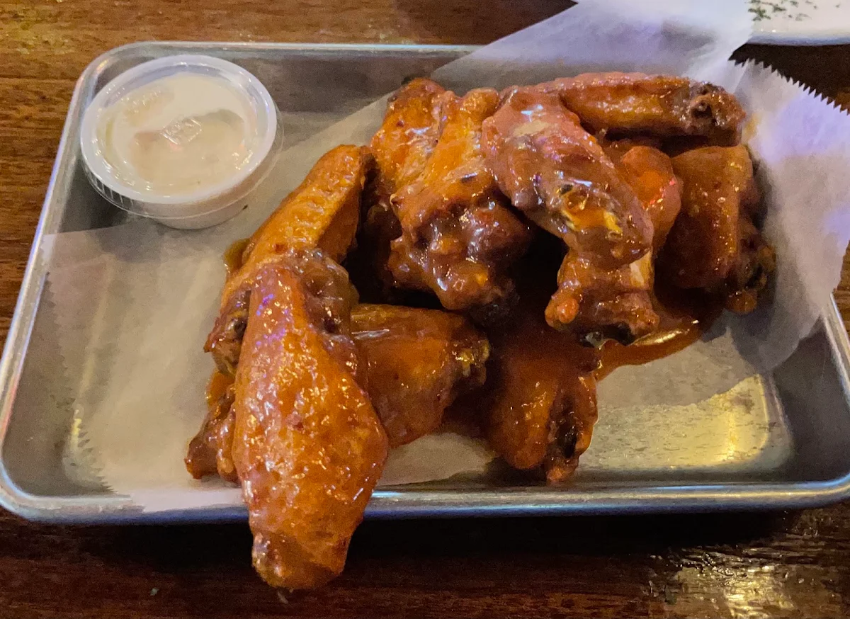 Buffalo Wings with Dipping Sauce