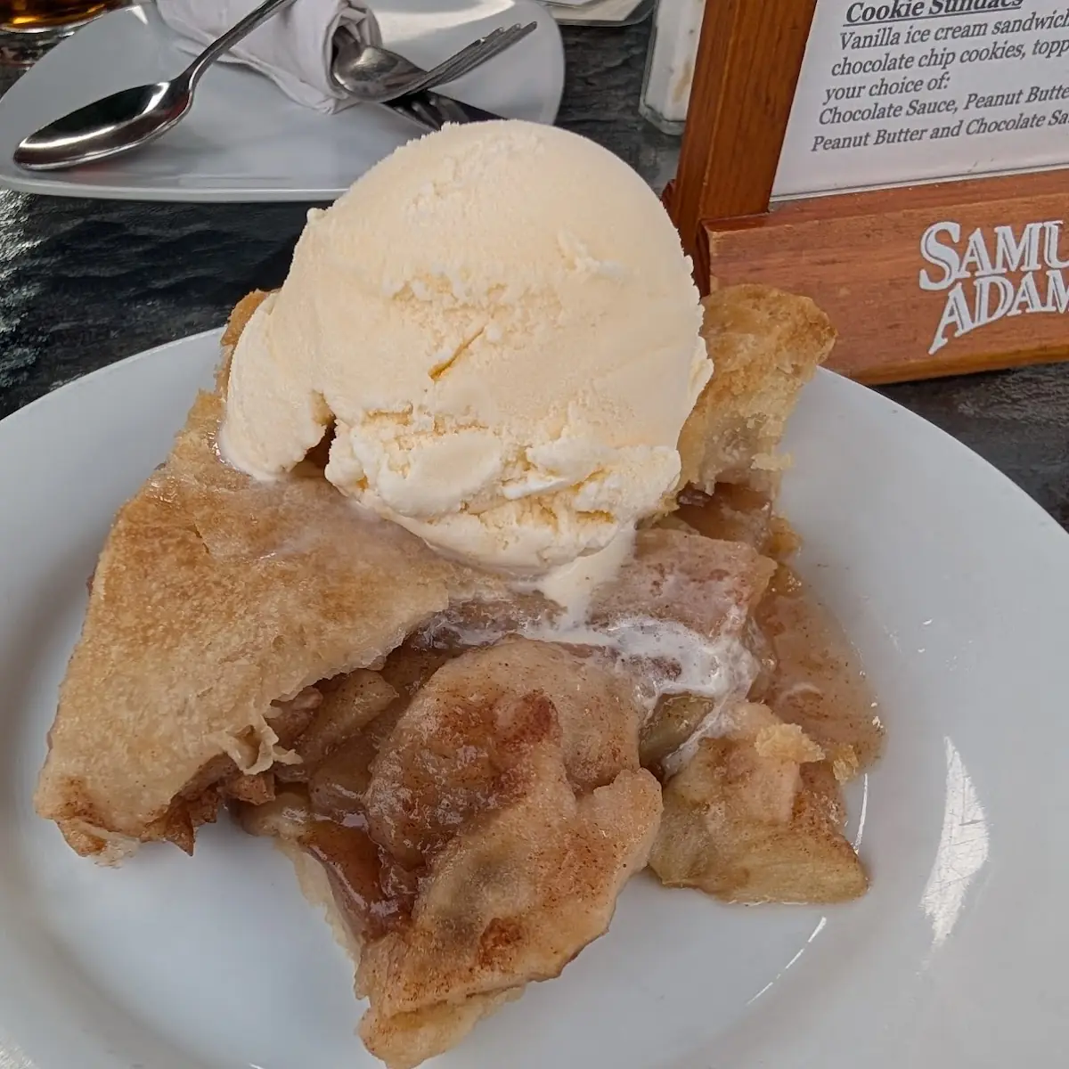 Homemade Apple Pie