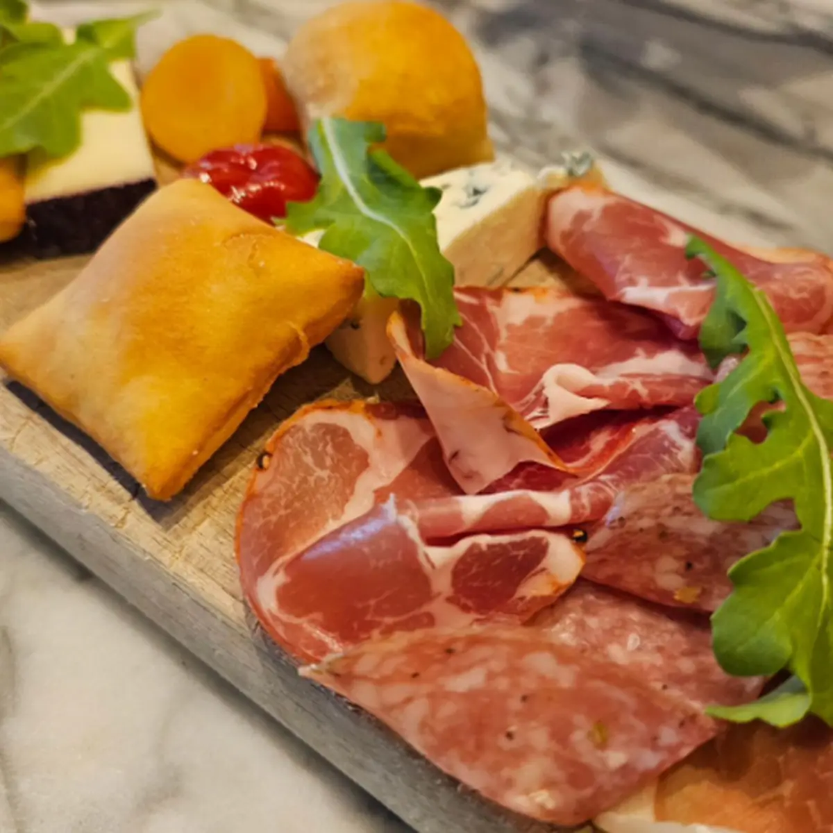 Salumi Con Gnocco Fritto