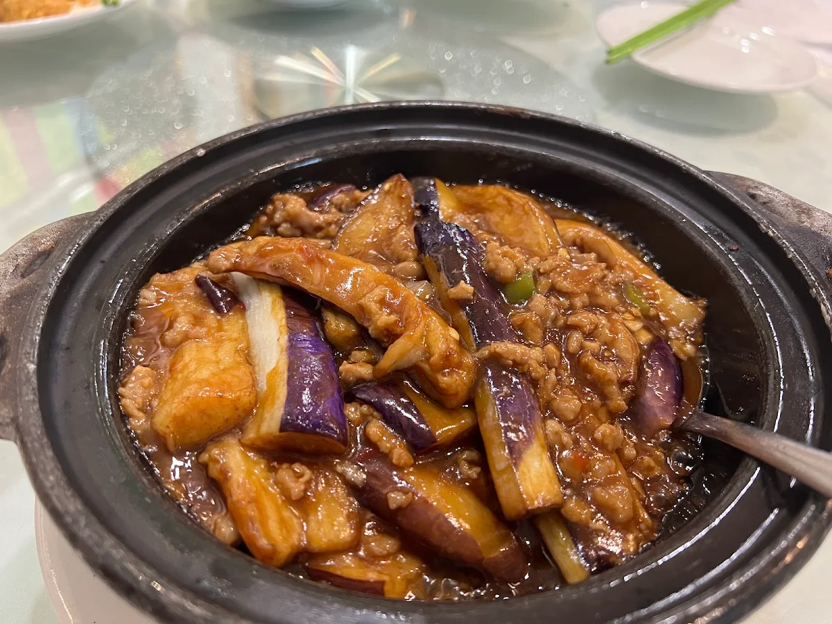 Braised Fish Wih Eggplant In, May Yan Seafood Restaurant 陸福海鮮酒家