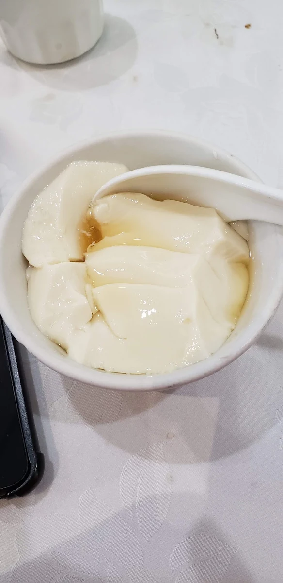 Free Dessert Tofu Pudding, May Yan Seafood Restaurant 陸福海鮮酒家