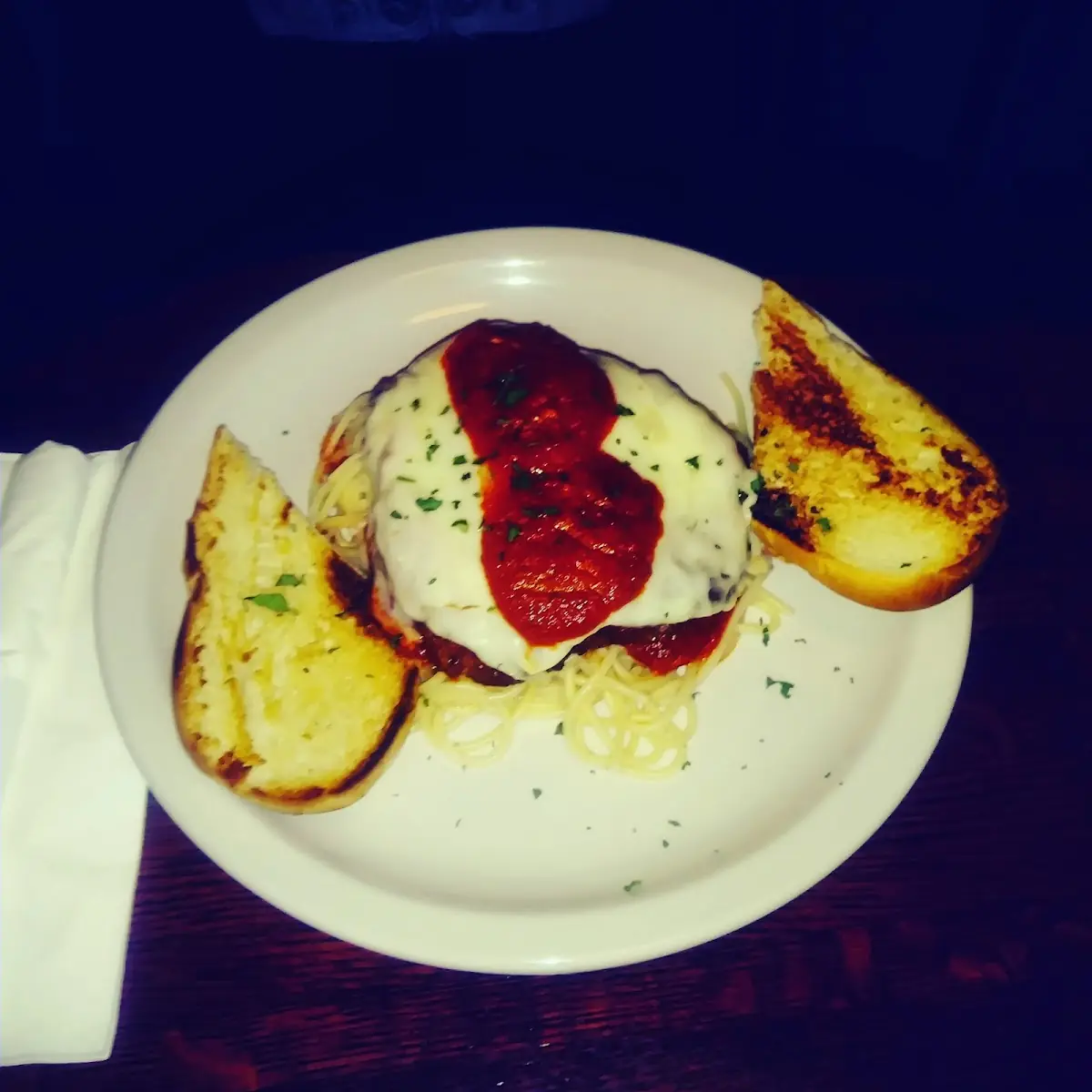 Chicken Parmesan with Garlic Bread with Cheese