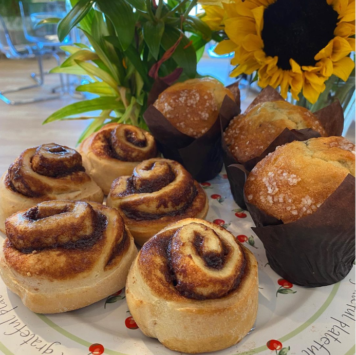 Cinnamon Roll Knights Swirl