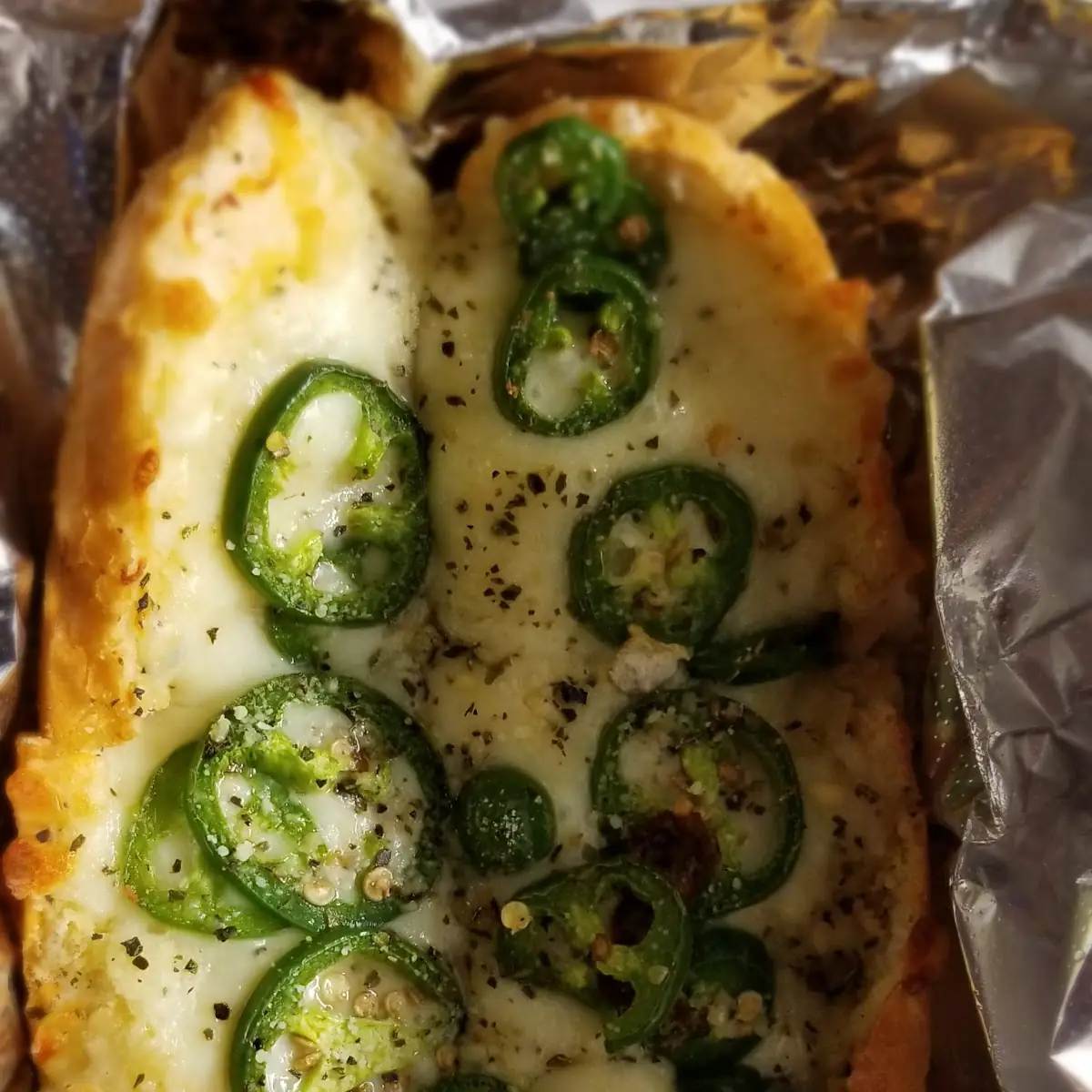 Cheesy Garlic Bread with Jalapenos