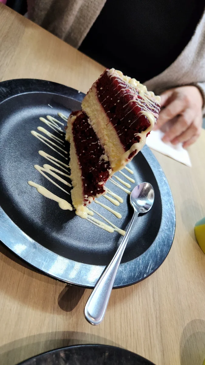 Red Velvet Cheesecake