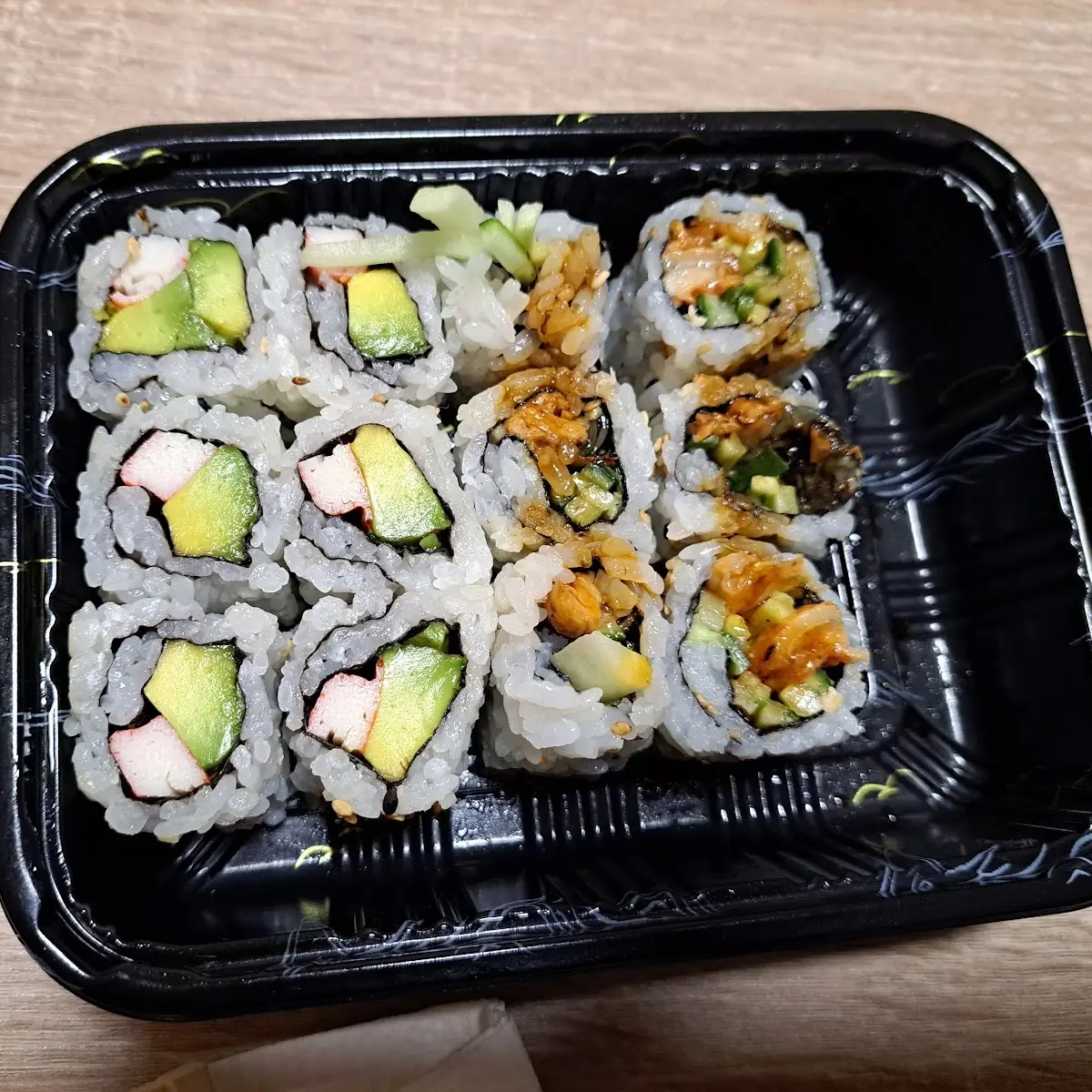 Eel & Cucumber Roll