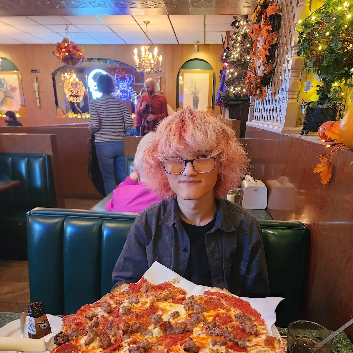 Sausage N Pepperoni Pizza