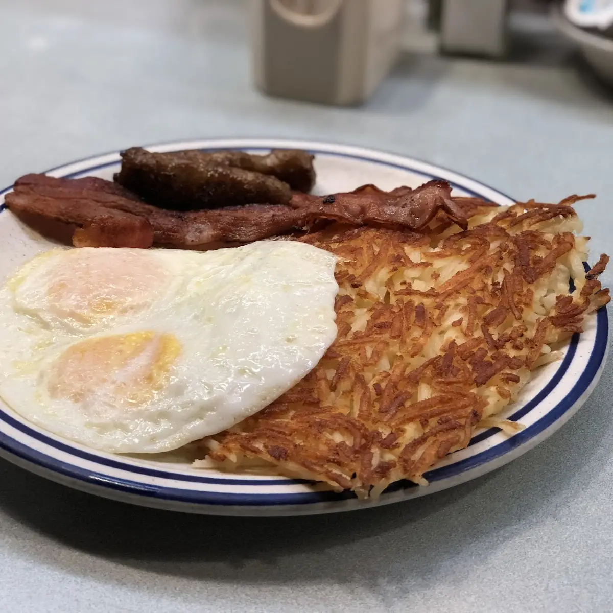 Ham & Cheese Omelette with Hashbrowns