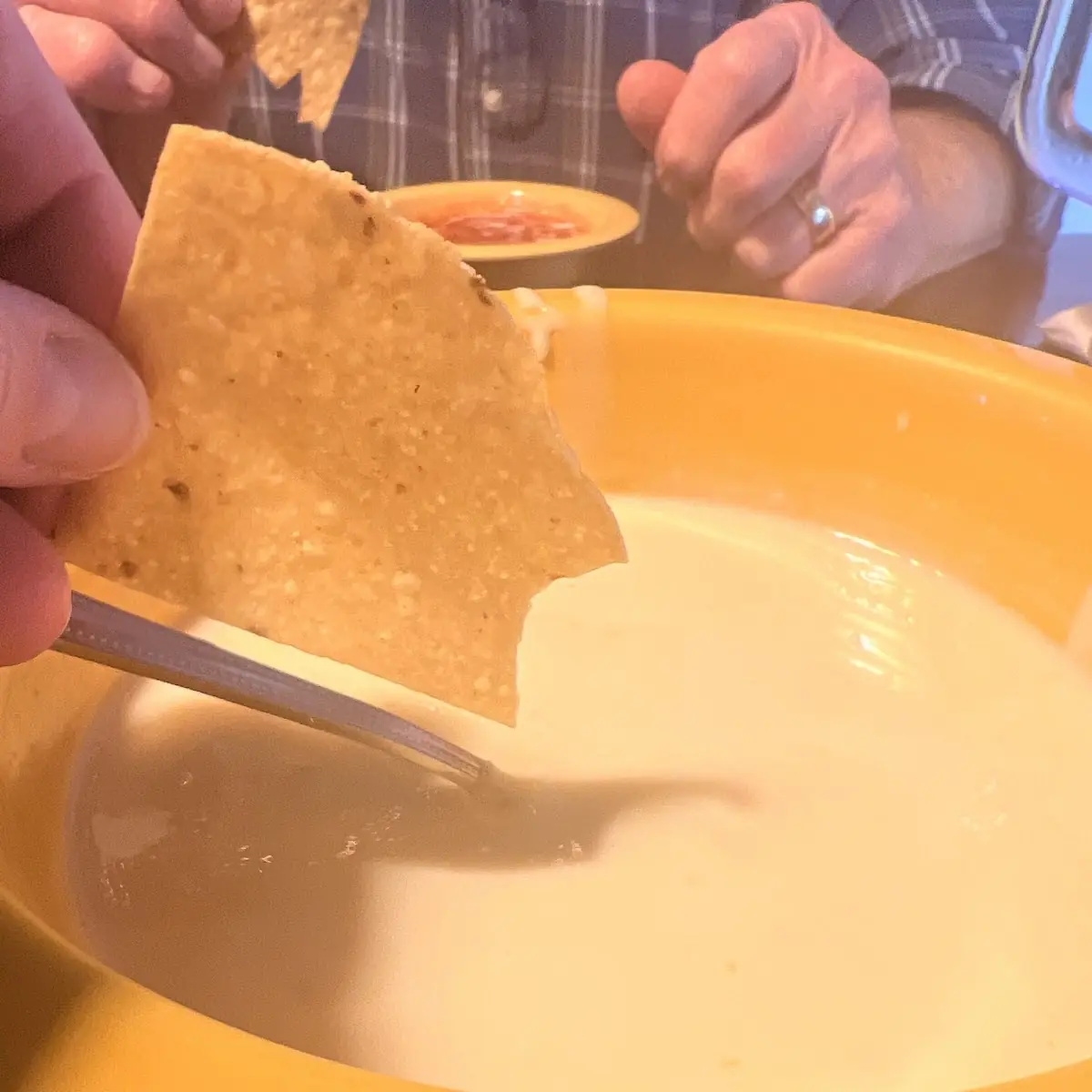 Large Queso Dip