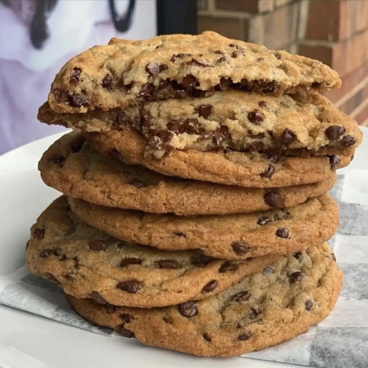 Chocolate Chip Cookie