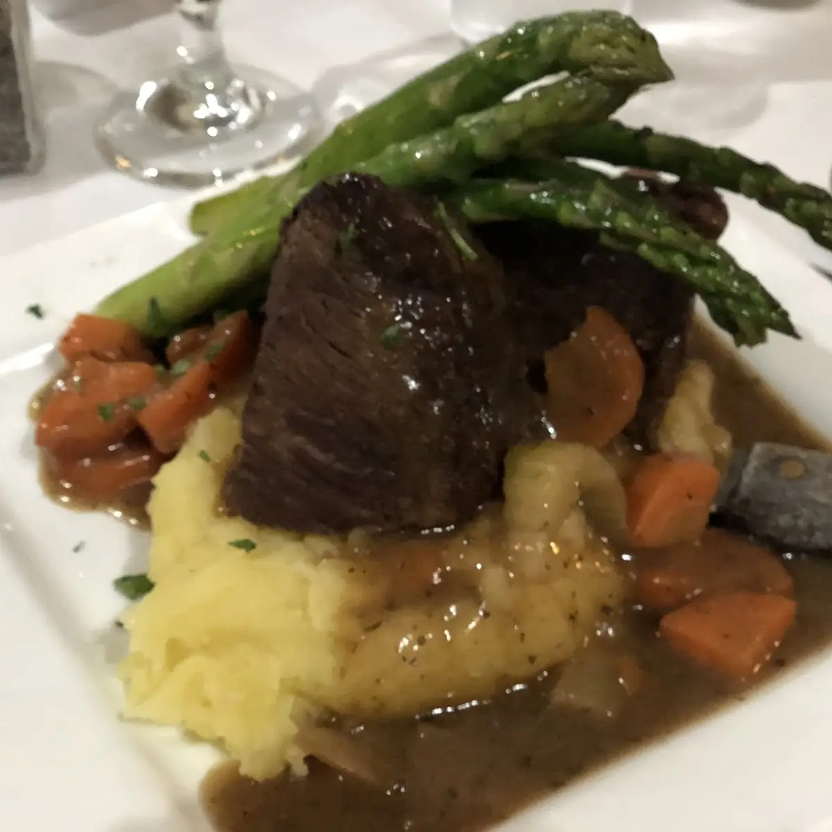 Short Ribs and Mashed Potatoes