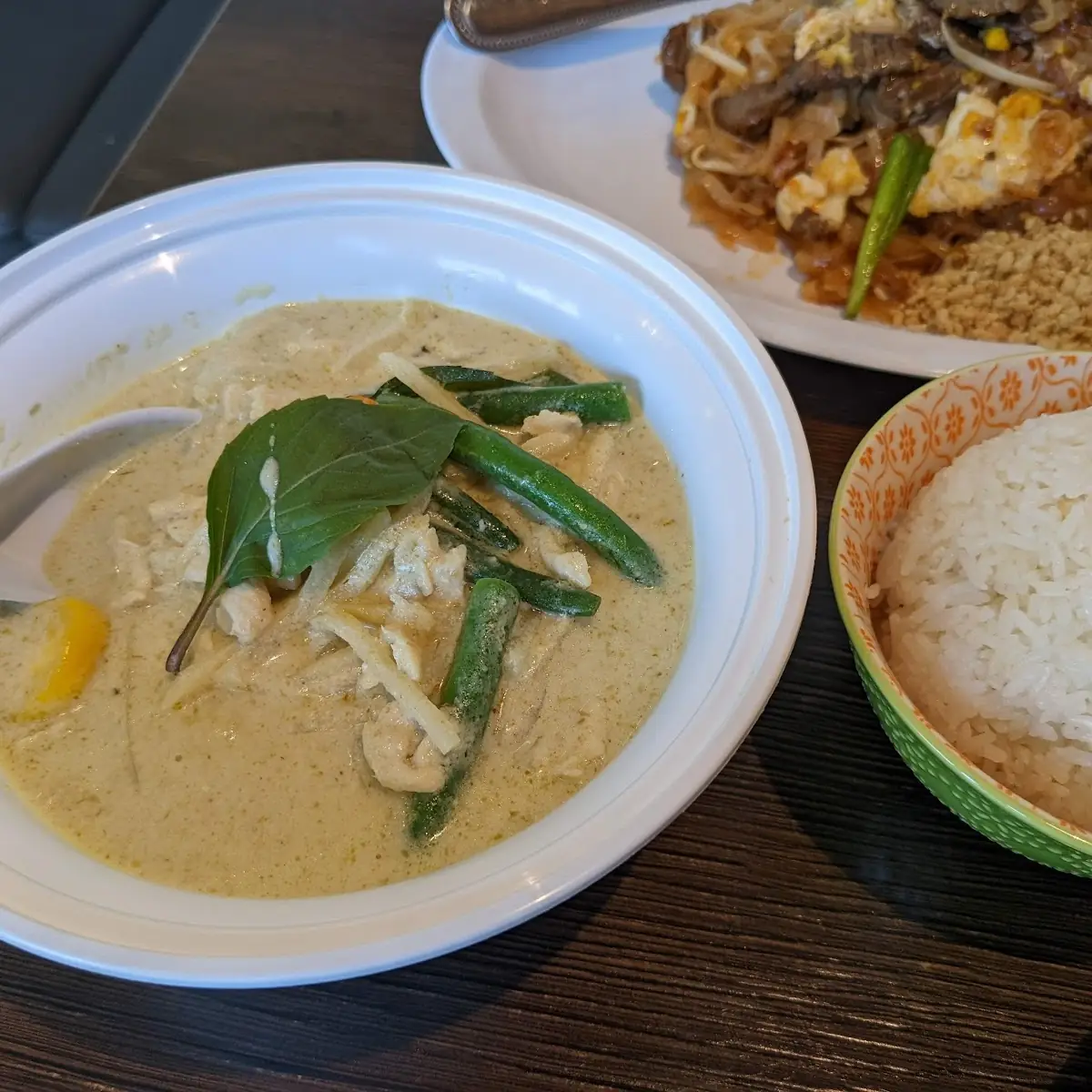 Yellow Curry Rice Two Egg Rolls Drink