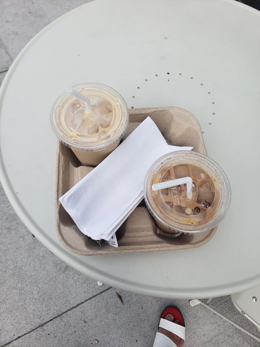 Iced Vanilla Latte