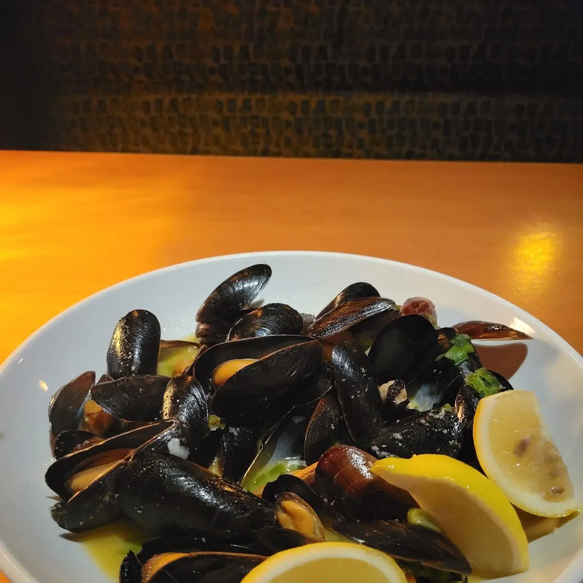 Pei Black Mussels