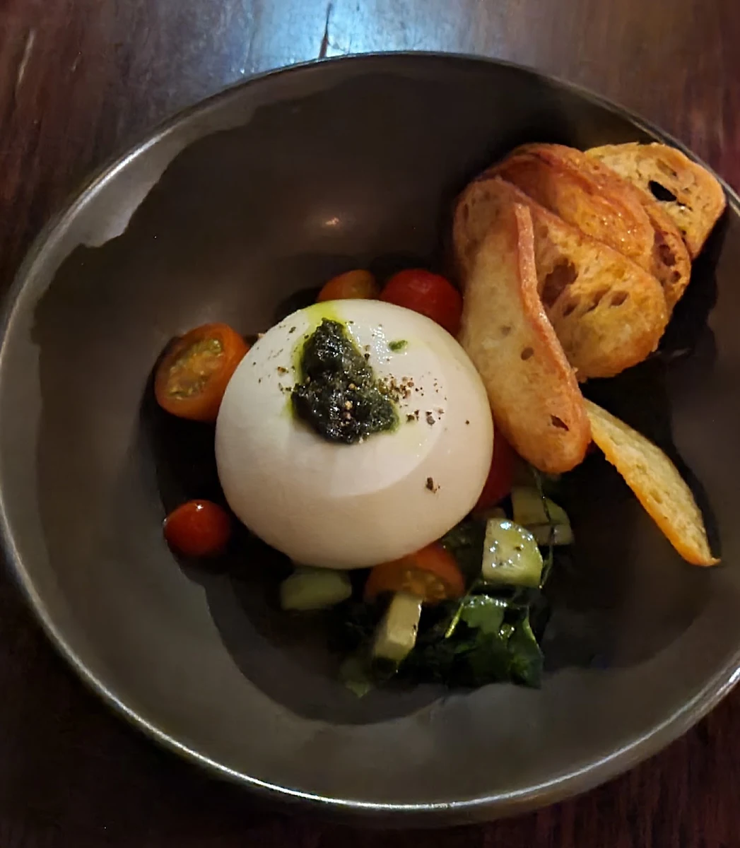 Burrata and Tomato, Verde Restaurant
