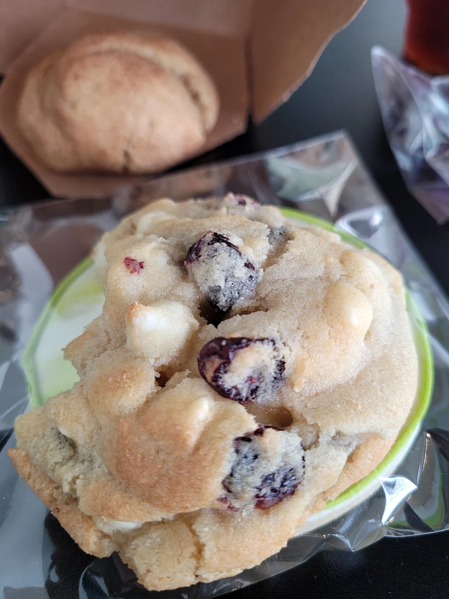 Cranberry White Chocolate Chip Cookie