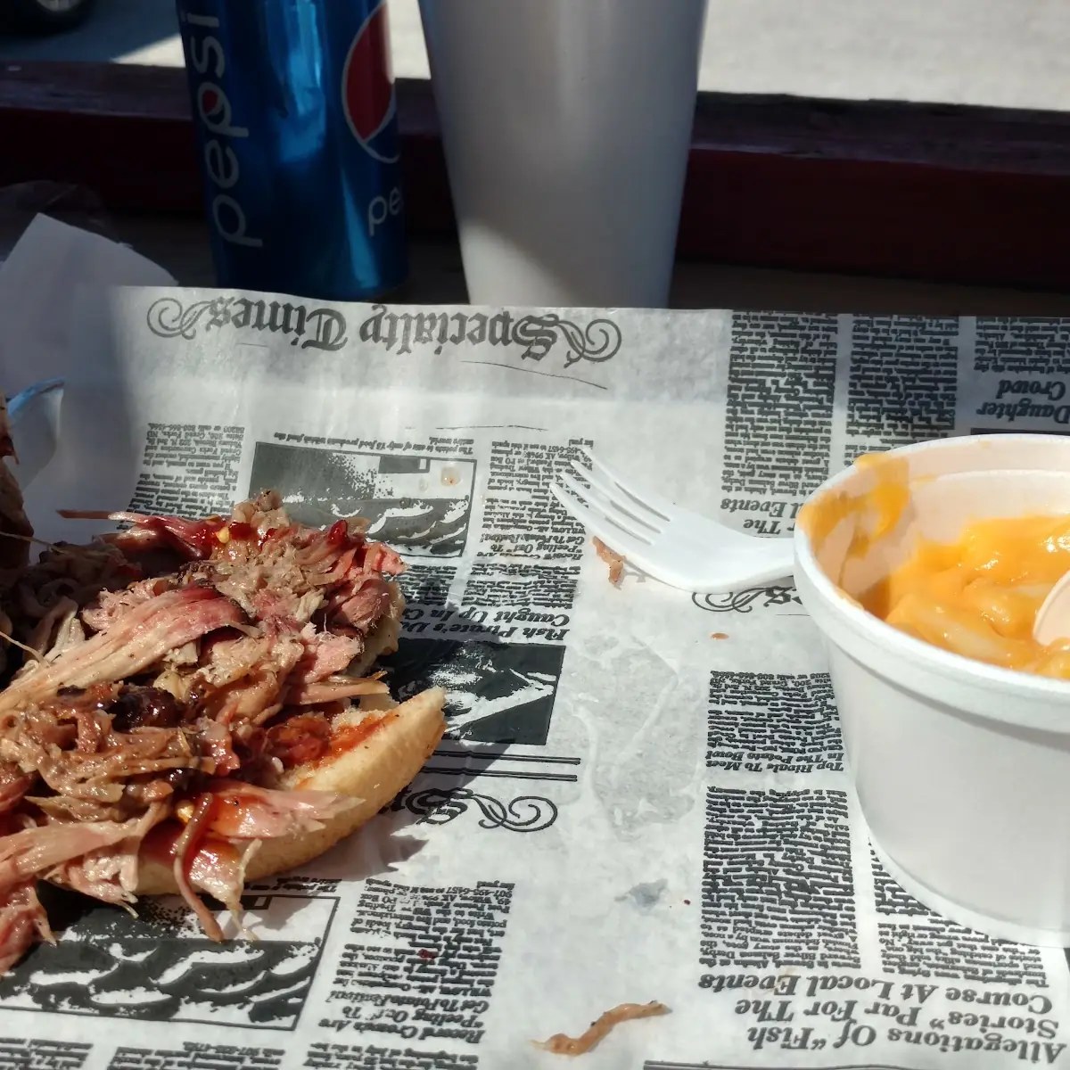 Pulled Pork Sandwich with a Side of Mac N Cheese