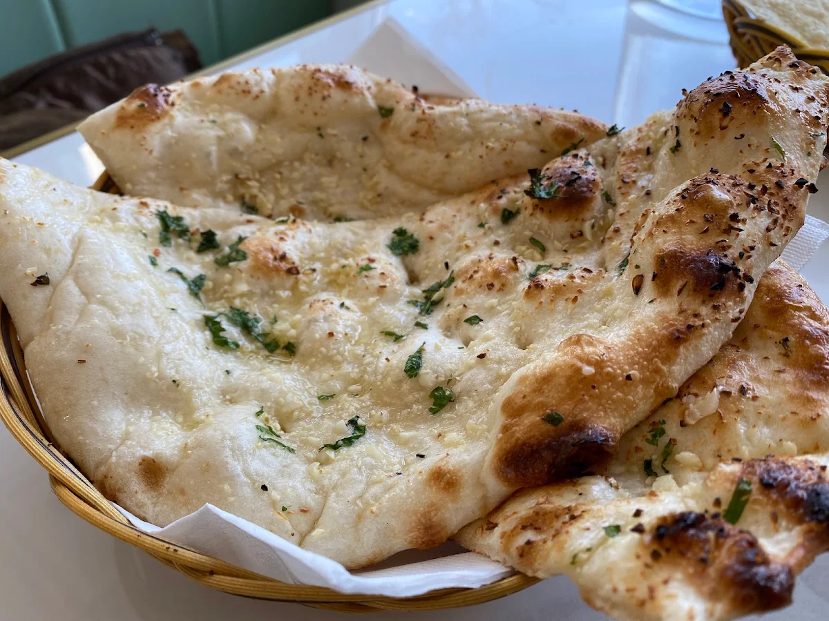 Garlic Naan, Taj Mahal Indian Cuisine