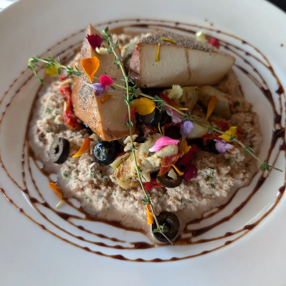 Highlights, Atrevida Restaurant