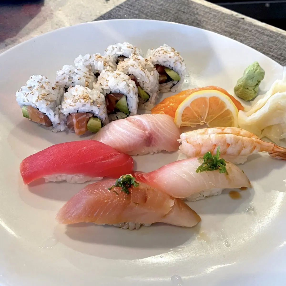 Blue Crab Yellowtail Roll